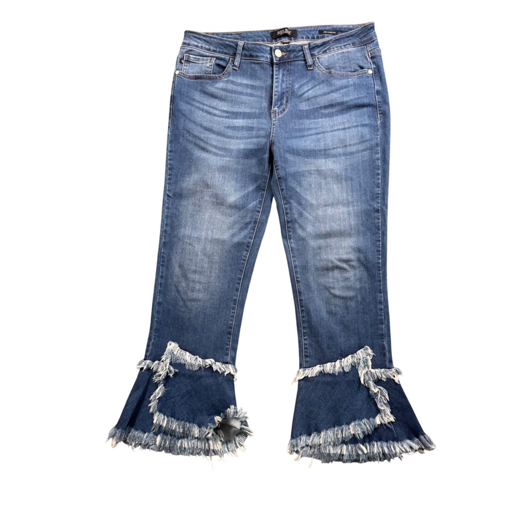 Judy Blue Crop Flare Jeans Womens 13 Fringe Hem Distressed Boutique Denim